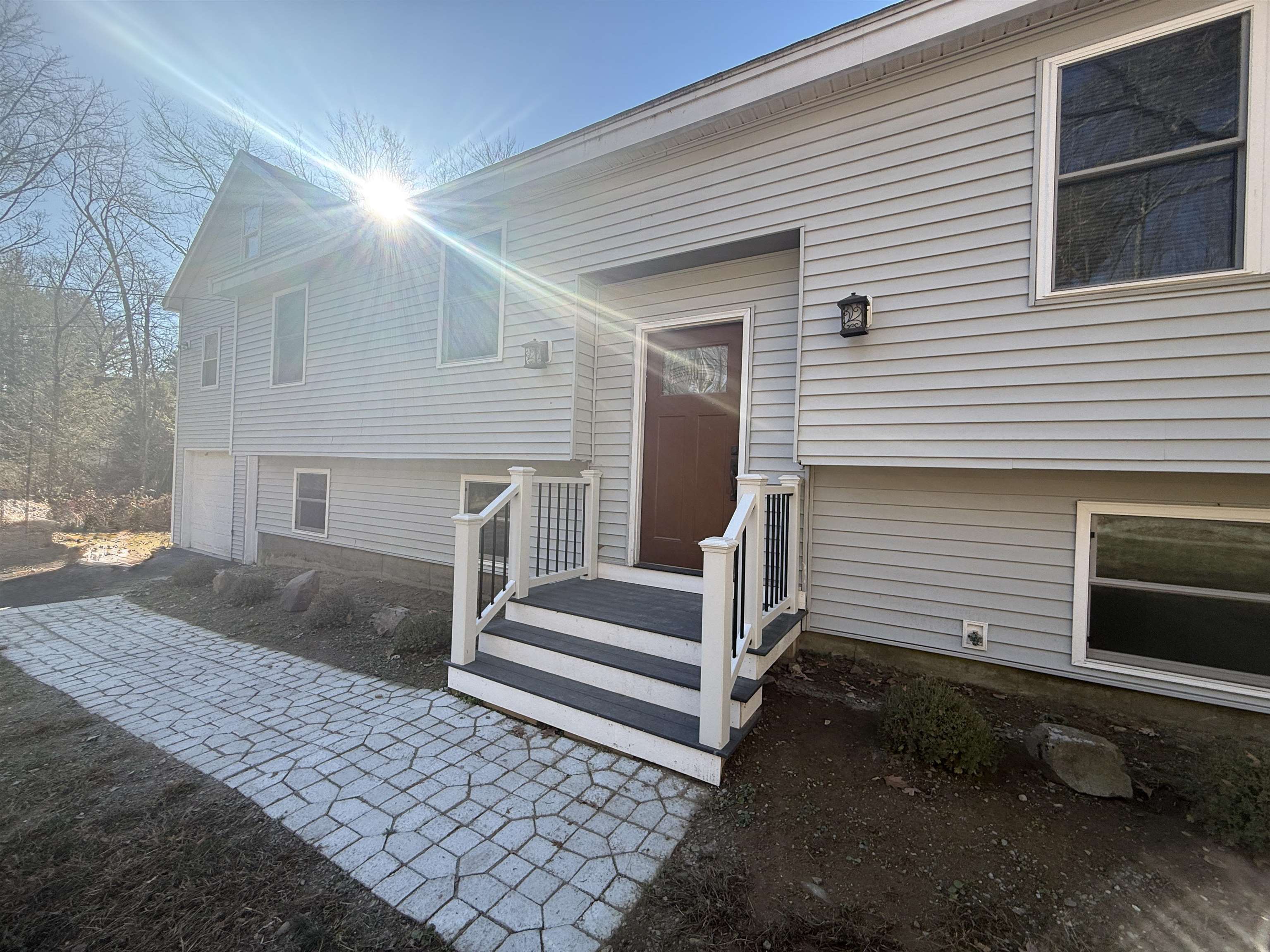 11 Currierville Road Newton, NH 03858 - Photo 1 of 32