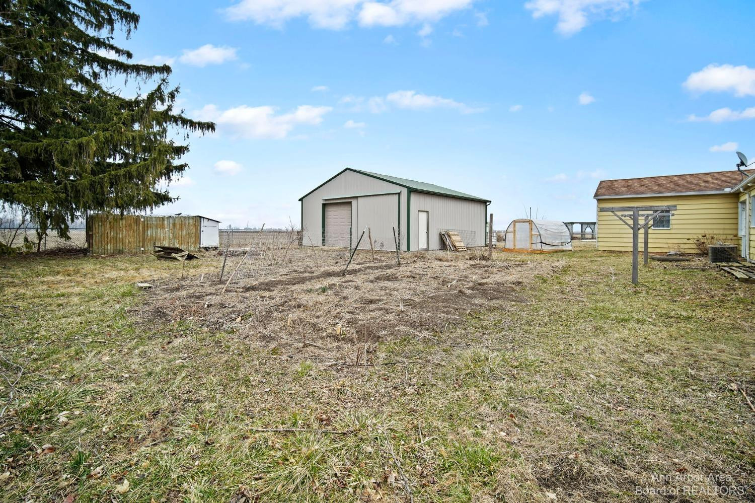 6584 Rouget Road Palmyra, MI 49268 - Photo 23 of 29 Photo 23
