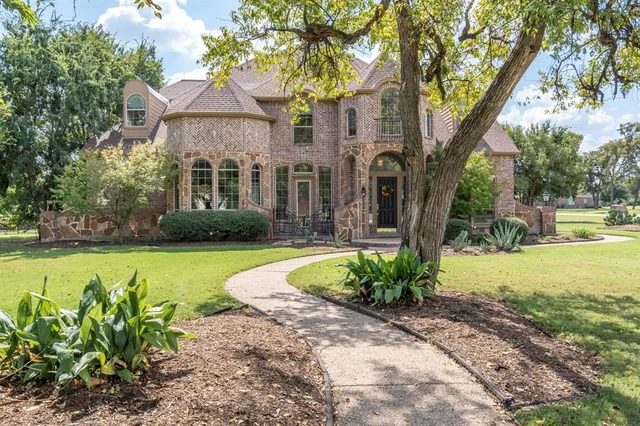 $1,325,000 | 1000 Saddlebrook Drive, Lucas, TX 75002