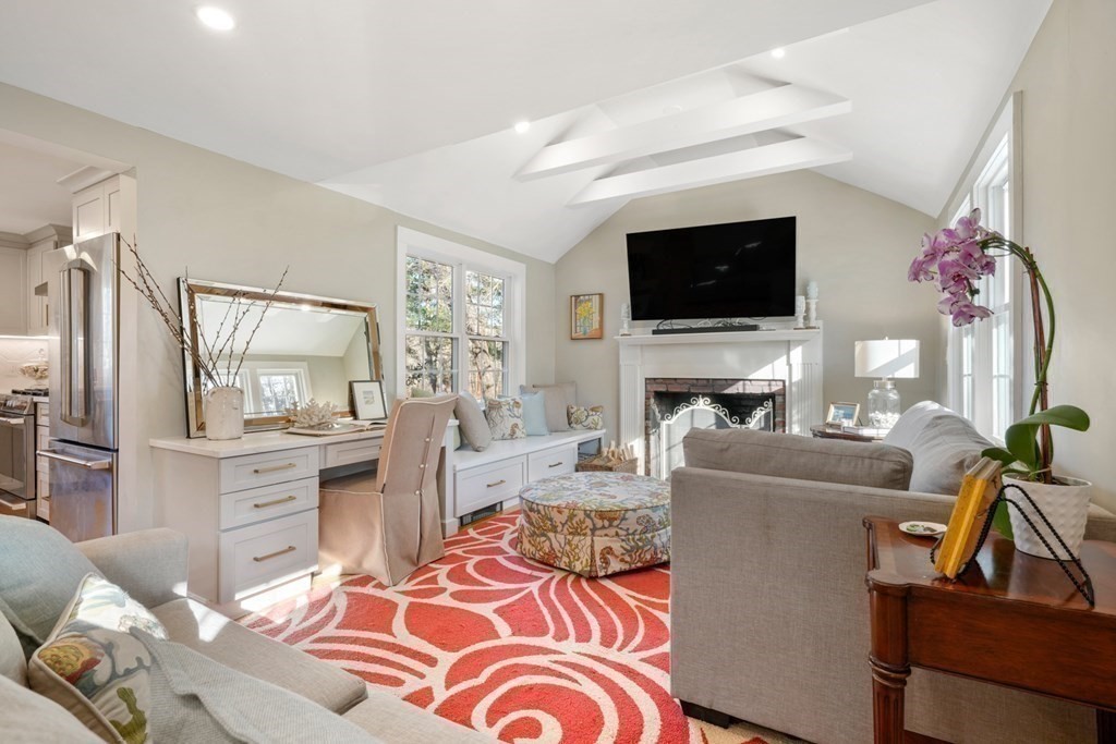 78 Parting Rock Road Duxbury, MA 02332 - Photo 6 of 39 Gallery Image 6