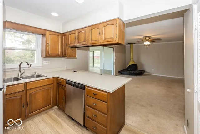 $2,200 | 130 Carmel View Drive, Carmel, IN 46032