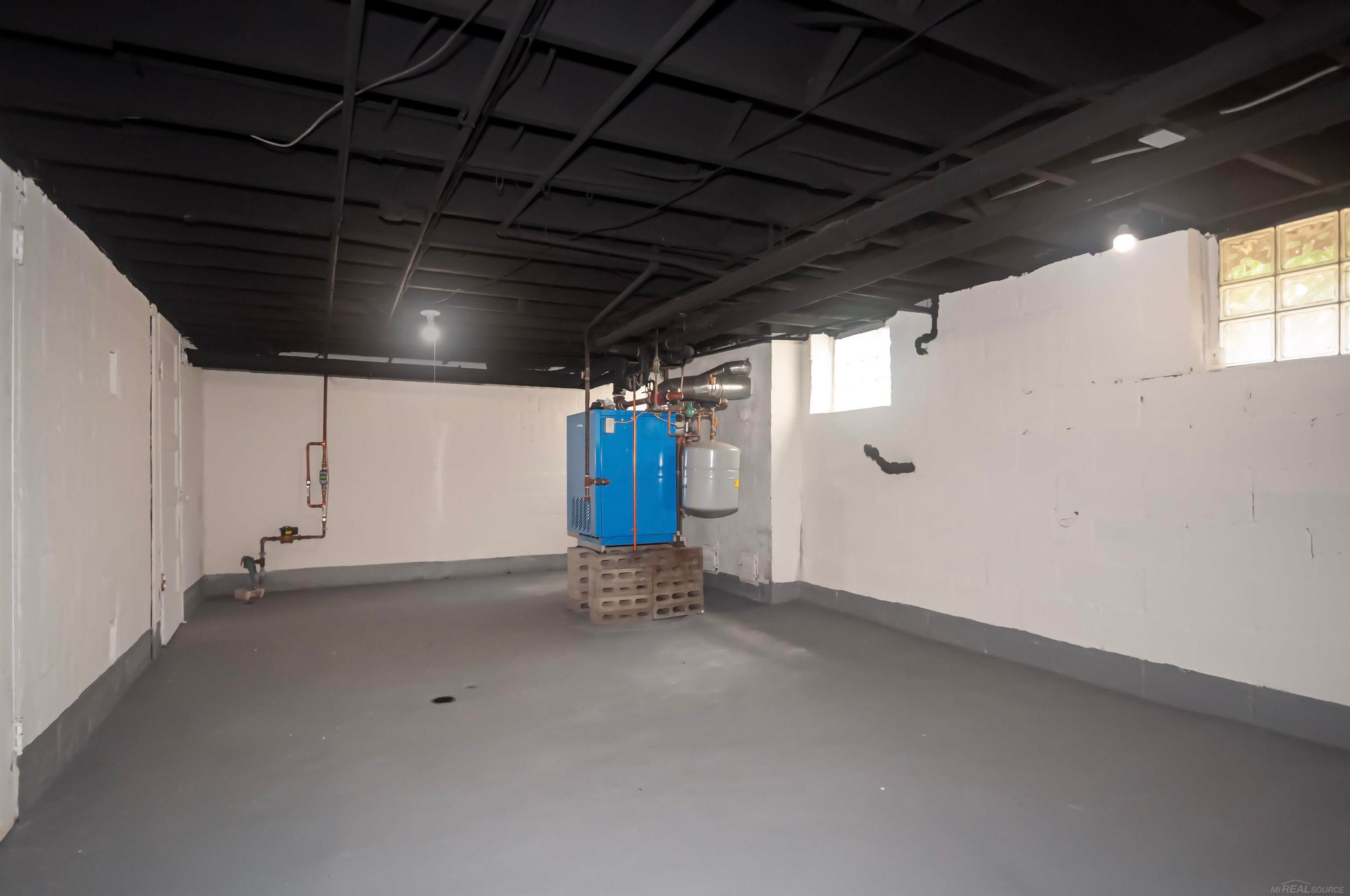891 Washington Road Grosse Pointe, MI 48230 - Photo 37 of 50 Gallery Image 37