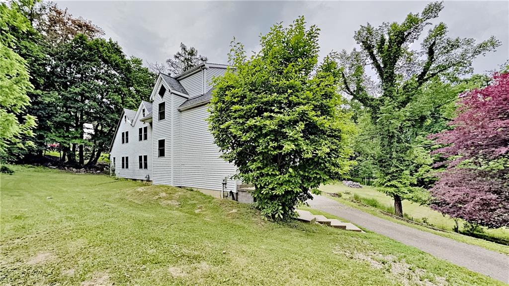 9752 Lindsay Road Pittsburgh, PA 15237 - Photo 1 of 25 Gallery Image 1