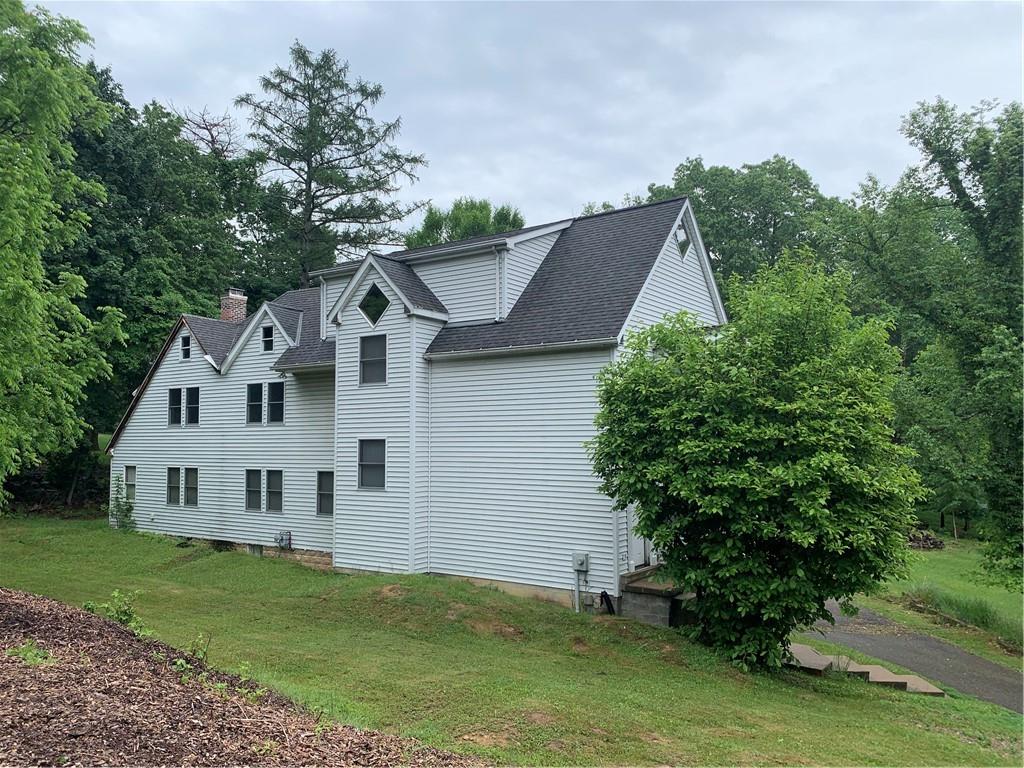 9752 Lindsay Road Pittsburgh, PA 15237 - Photo 2 of 25 Gallery Image 2