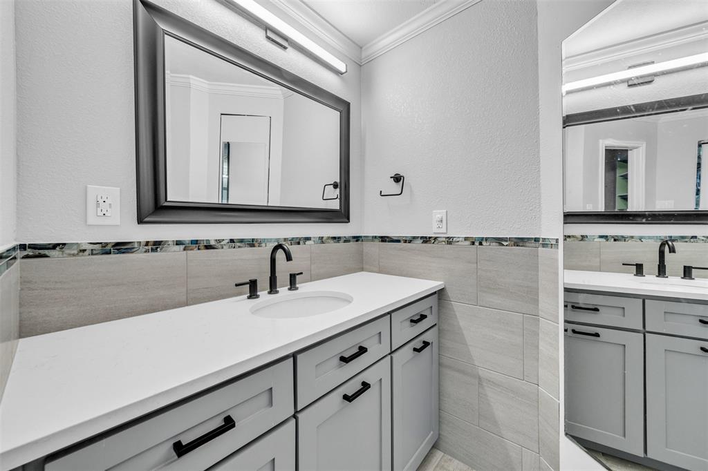 1205 Clover Hill Road Mansfield, TX 76063 - Photo 16 of 29