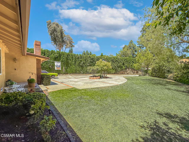 1351 Rambling Road Simi Valley, CA 93065 - Photo 12 of 70