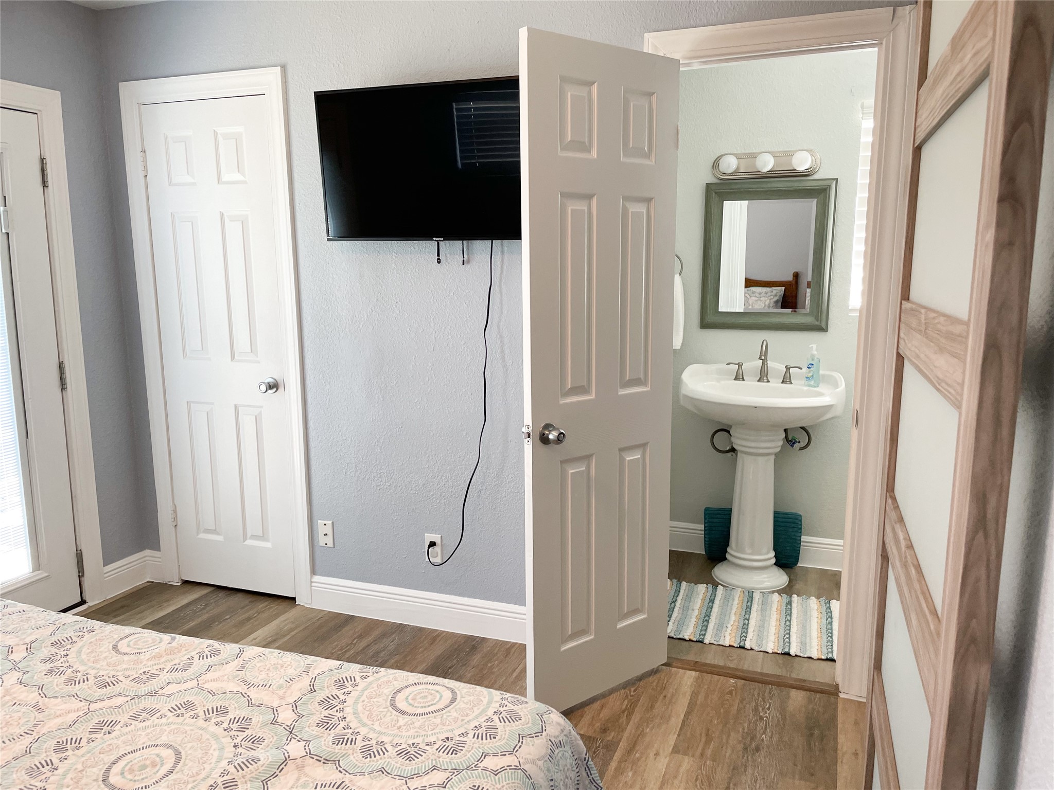 12632 John Reynolds Road Galveston, TX 77554 - Photo 9 of 16