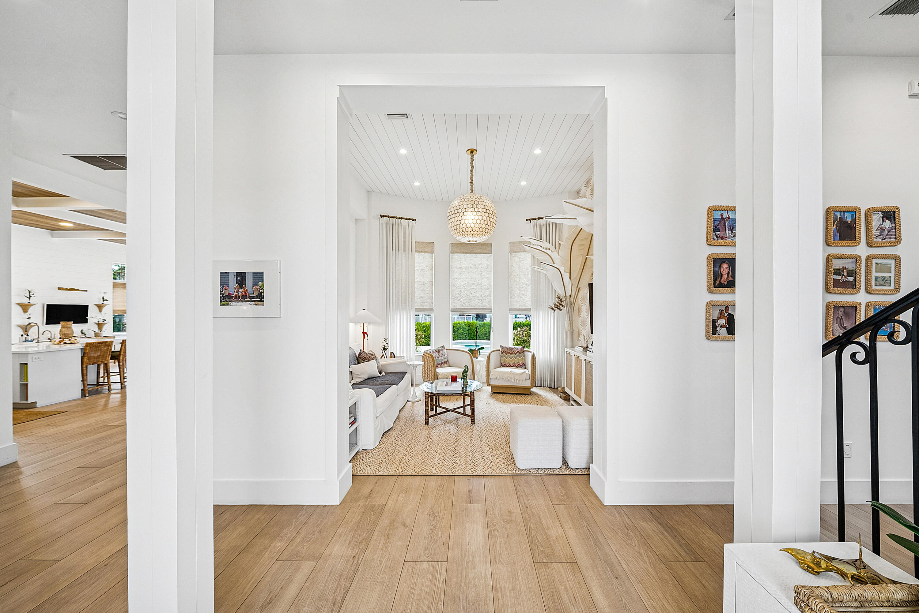 19 Harbour Drive North Ocean Ridge, FL 33435 - Photo 10 of 67 Foyer