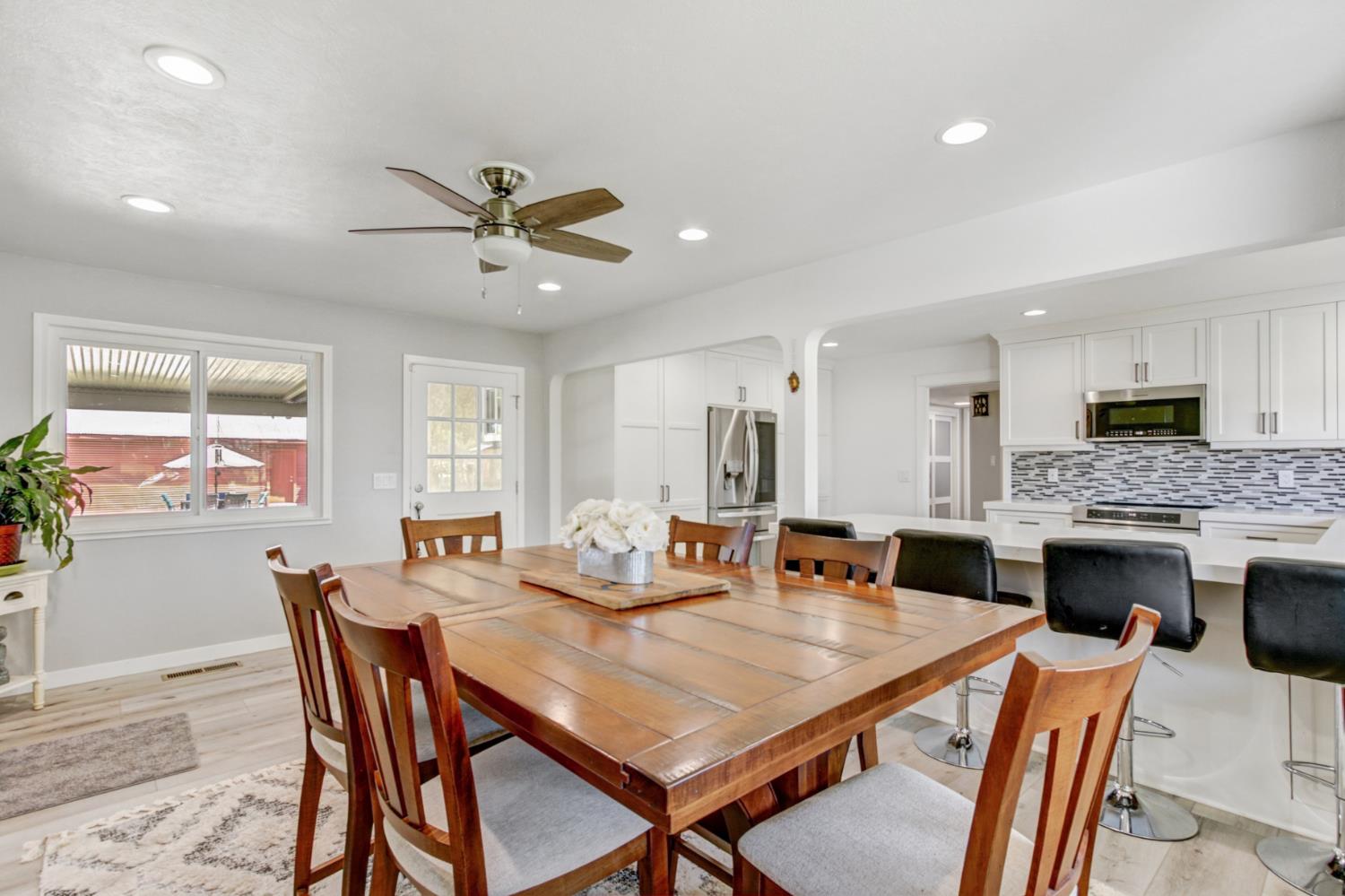9529 Sheldon Road Elk Grove, CA 95624 - Photo 19 of 68