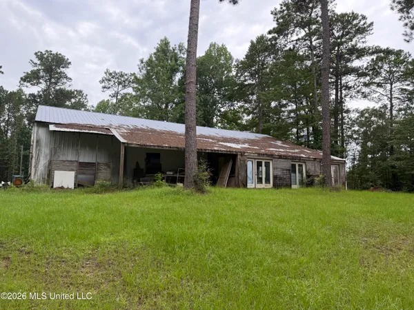 $239,900 | 112 Lake Louise Drive, Florence, MS 39073