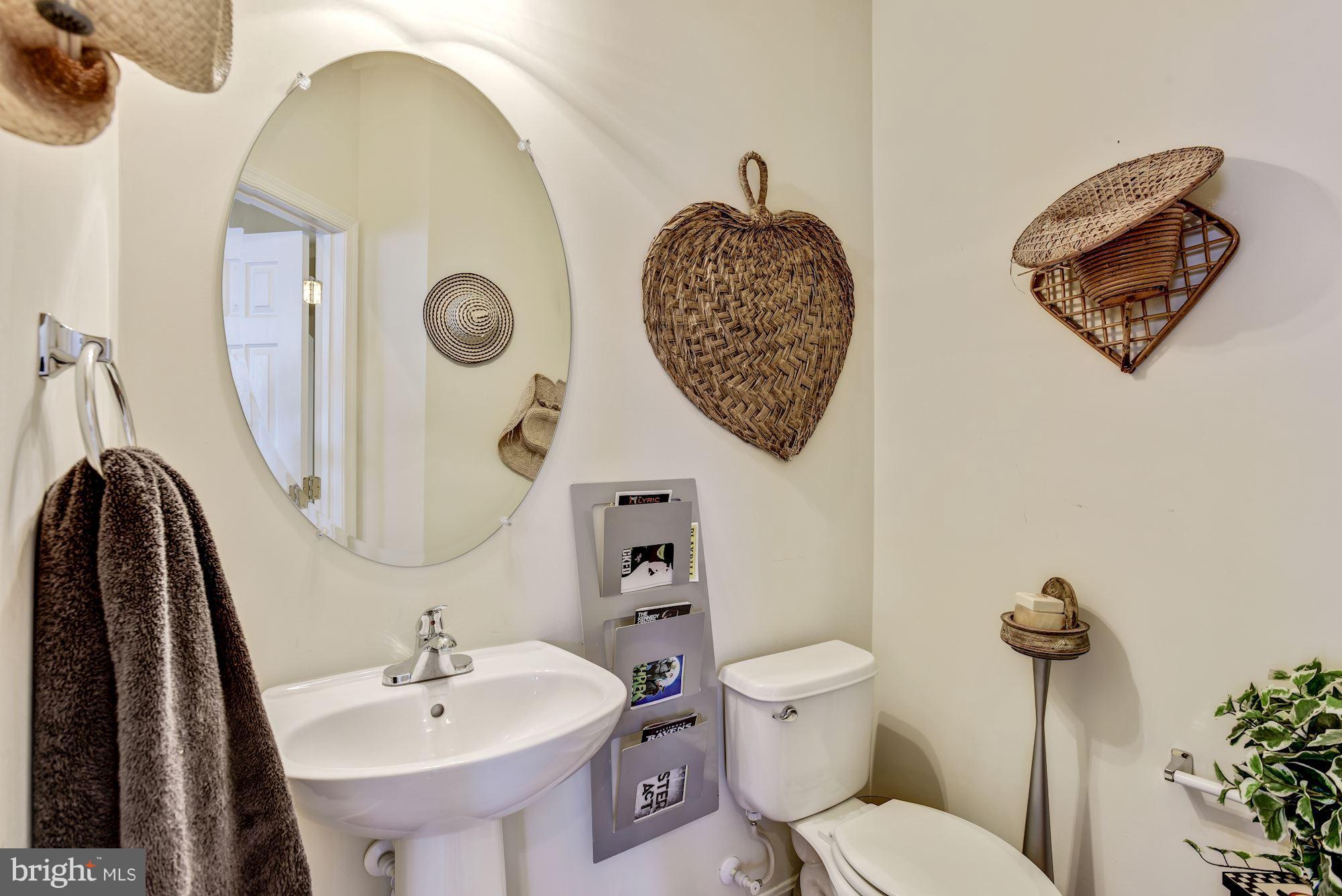 9816 Traver Street Bowie, MD 20721 - Photo 13 of 29 Powder Room