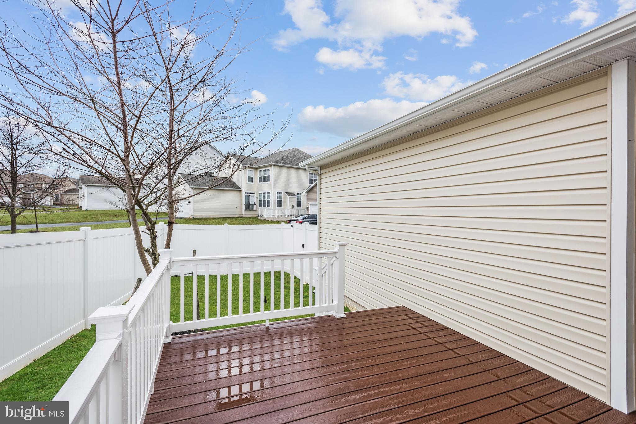 9816 Traver Street Bowie, MD 20721 - Photo 28 of 29 Deck