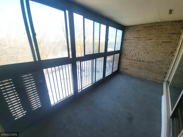 $179,900 | 1871 Silver Bell Road, Unit 321, Eagan, MN 55122