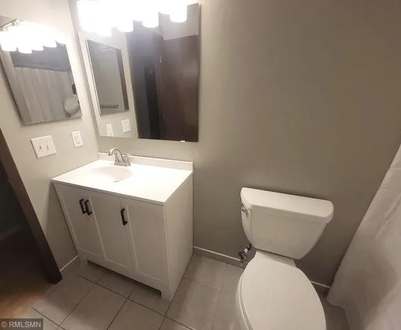 $179,900 | 1871 Silver Bell Road, Unit 321, Eagan, MN 55122