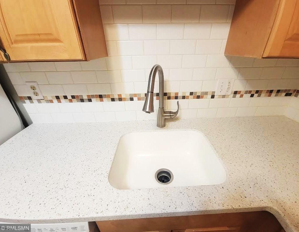 1871 Silver Bell Road, Unit 321 Eagan, MN 55122 - Photo 6 of 23