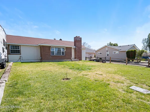 $345,000 | 423 South 41st Street, Yakima, WA 98901