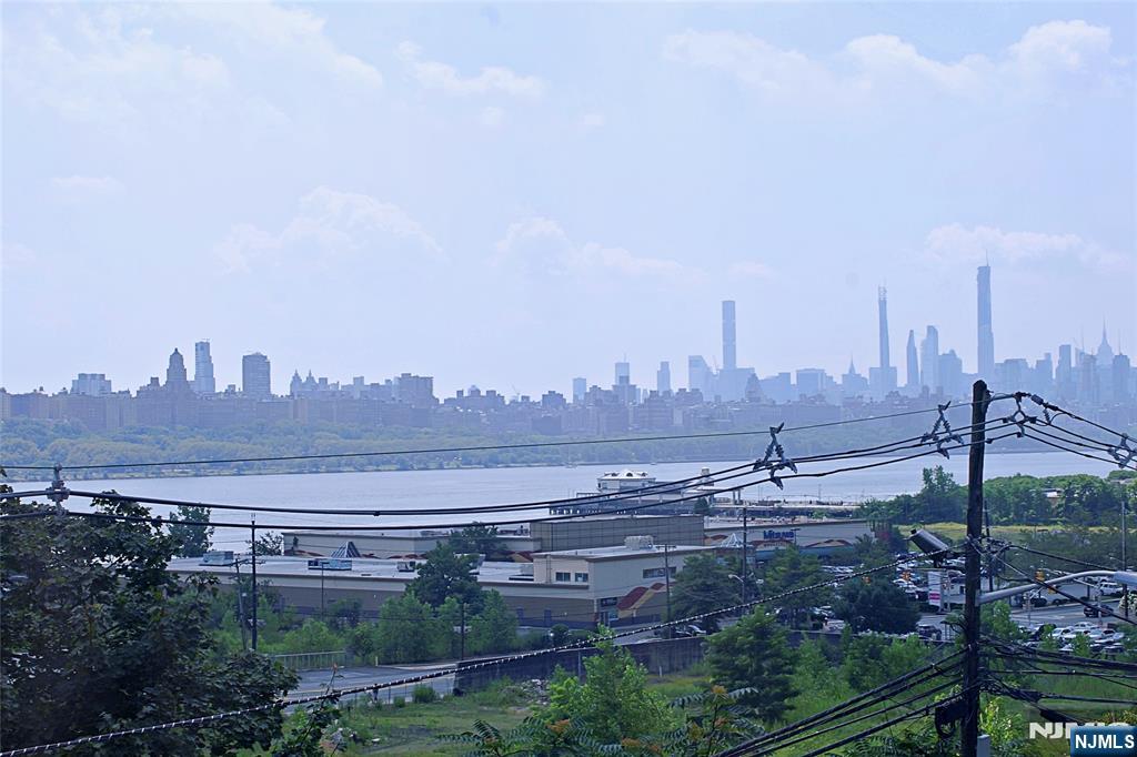 154 Undercliff Avenue, Unit 5 Edgewater, NJ 07020 - Photo 14 of 14