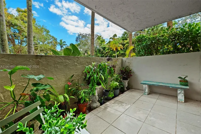 $284,995 | 6886 North Kendall Drive, Unit D102, Pinecrest, FL 33156