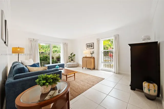 $284,995 | 6886 North Kendall Drive, Unit D102, Pinecrest, FL 33156