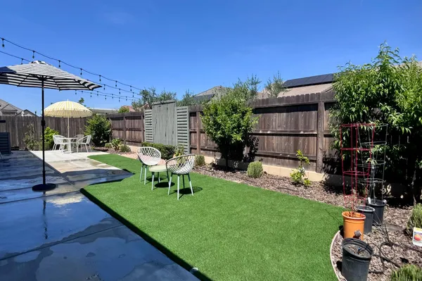 $849,000 | 445 Bloom Lane, Clovis, CA 93619