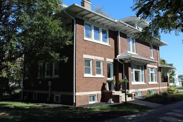 $365,000 | 408 North Range Street, Wolcott, IN 47995