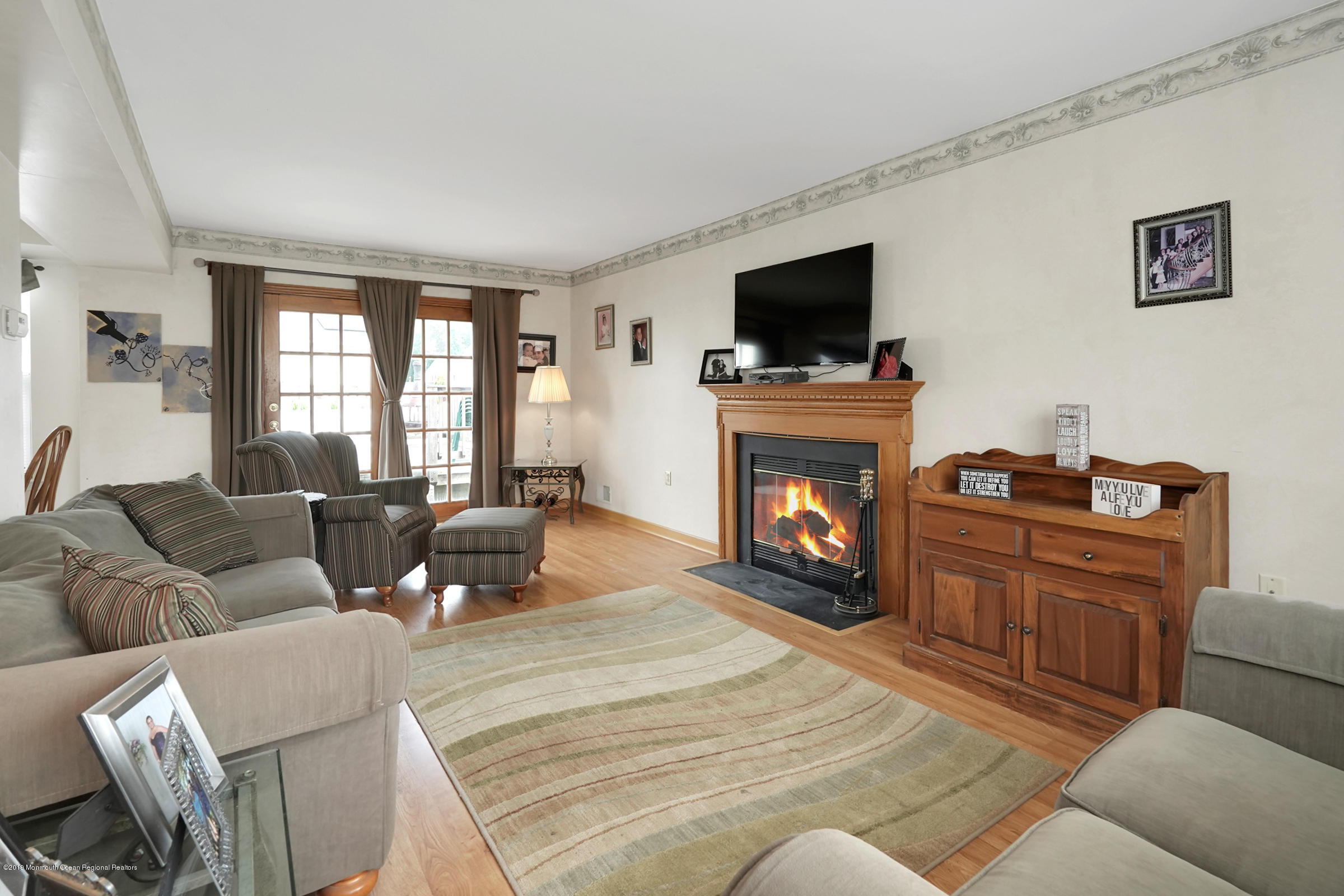 11 Shadow Ridge Court Howell, NJ 07731 - Photo 7 of 29 DSC02447