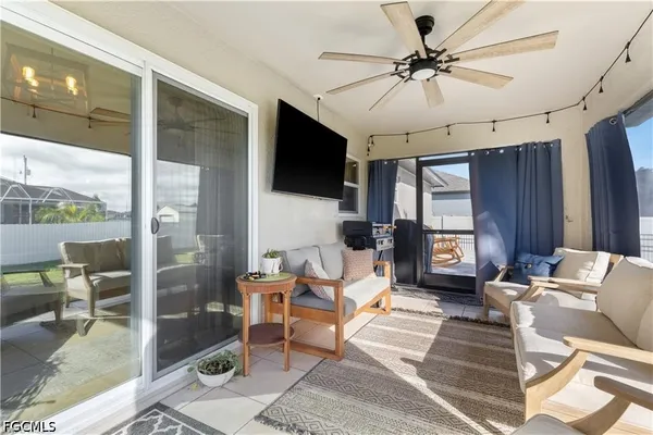 $2,300 | 231 Northwest 26th Avenue, Cape Coral, FL 33993