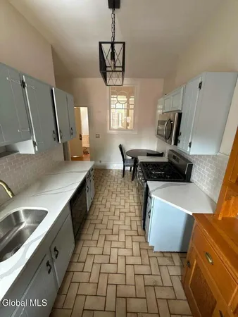 $1,049,000 | 156 1st Street, Troy, NY 12180