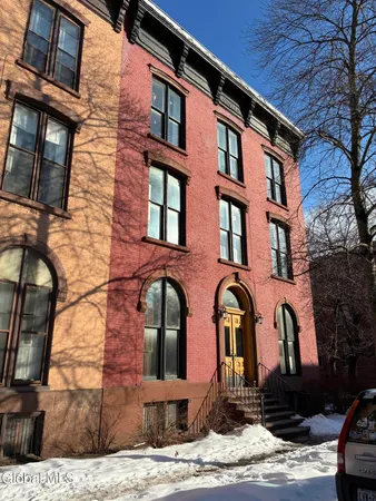 $1,049,000 | 156 1st Street, Troy, NY 12180