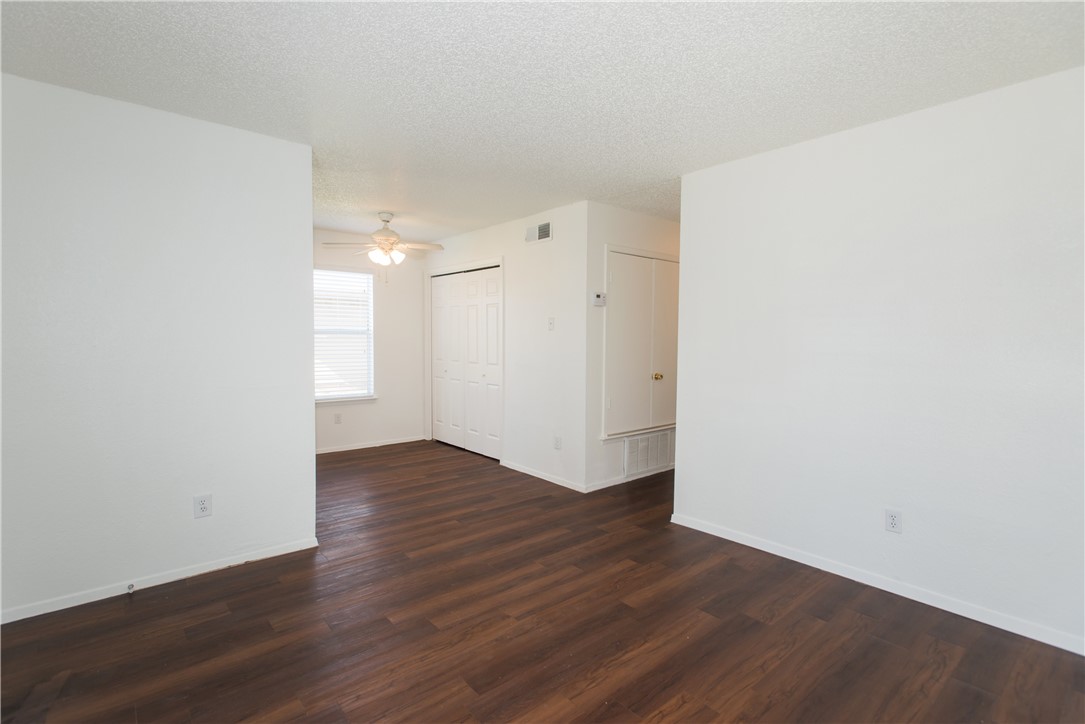 6000 Tracy Lynn Lane, Unit A Austin, TX 78721 - Photo 4 of 15