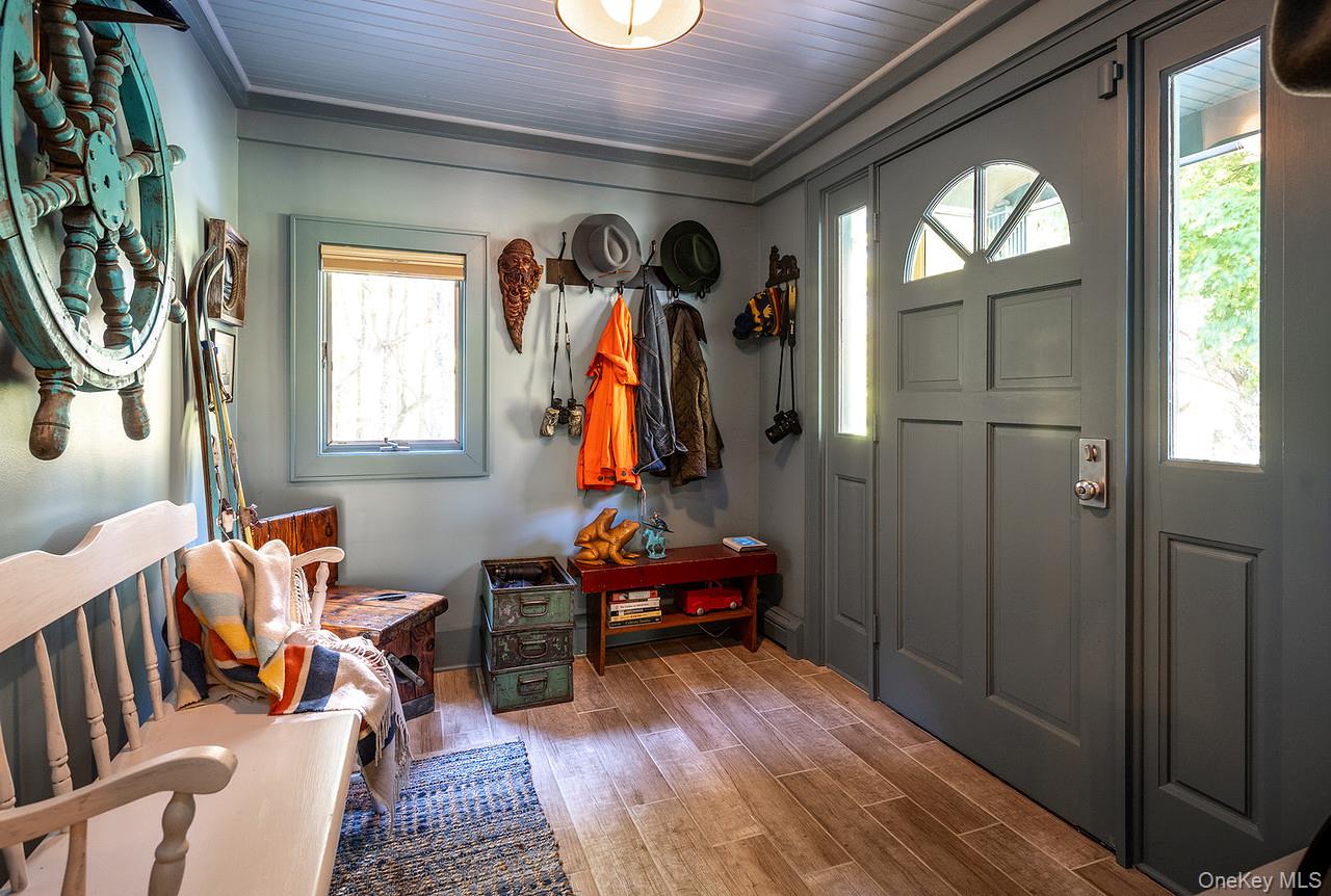 48 Verbank Road Millbrook, NY 12545 - Photo 4 of 33