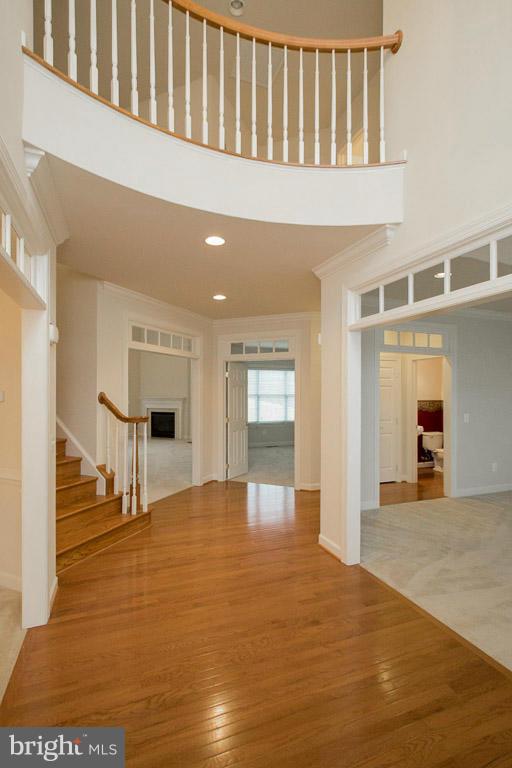 18479 Kerill Road Triangle, VA 22172 - Photo 2 of 30 2 Story foyer