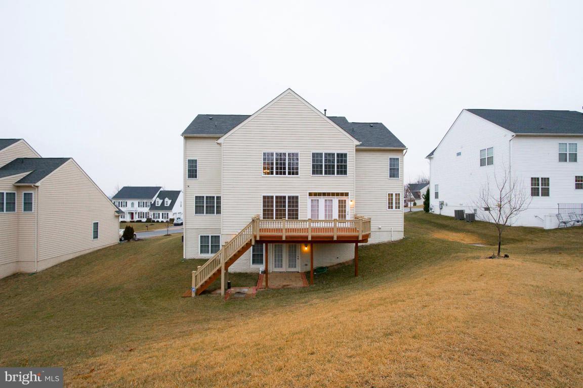 18479 Kerill Road Triangle, VA 22172 - Photo 29 of 30 Exterior (Rear)