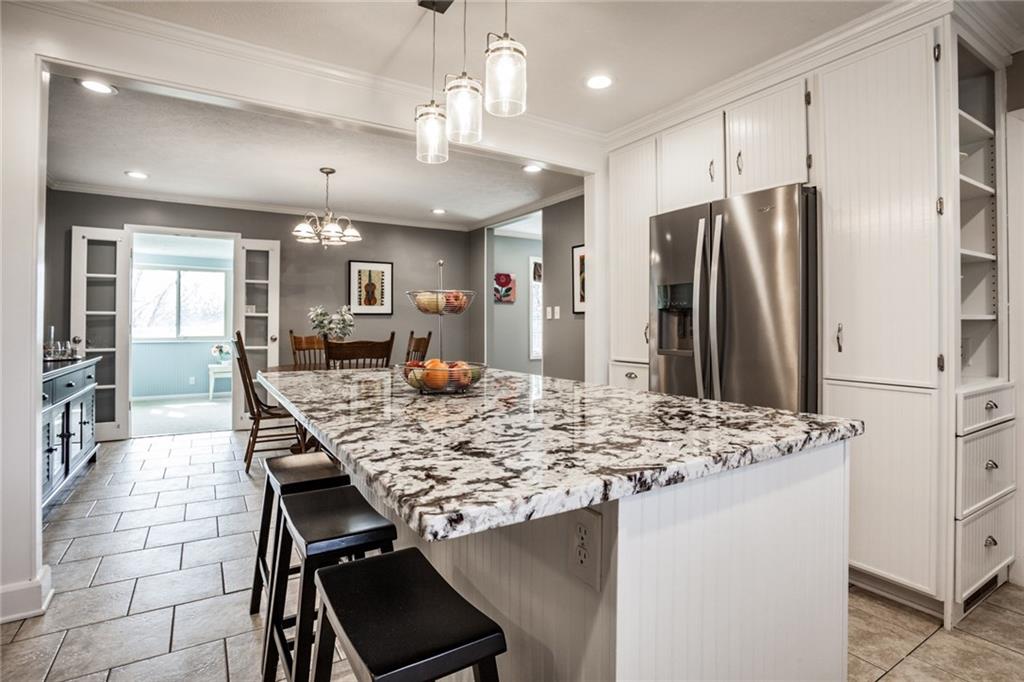 5926 Wexford Road Indianapolis, IN 46220 - Photo 11 of 43 Gallery Image 11