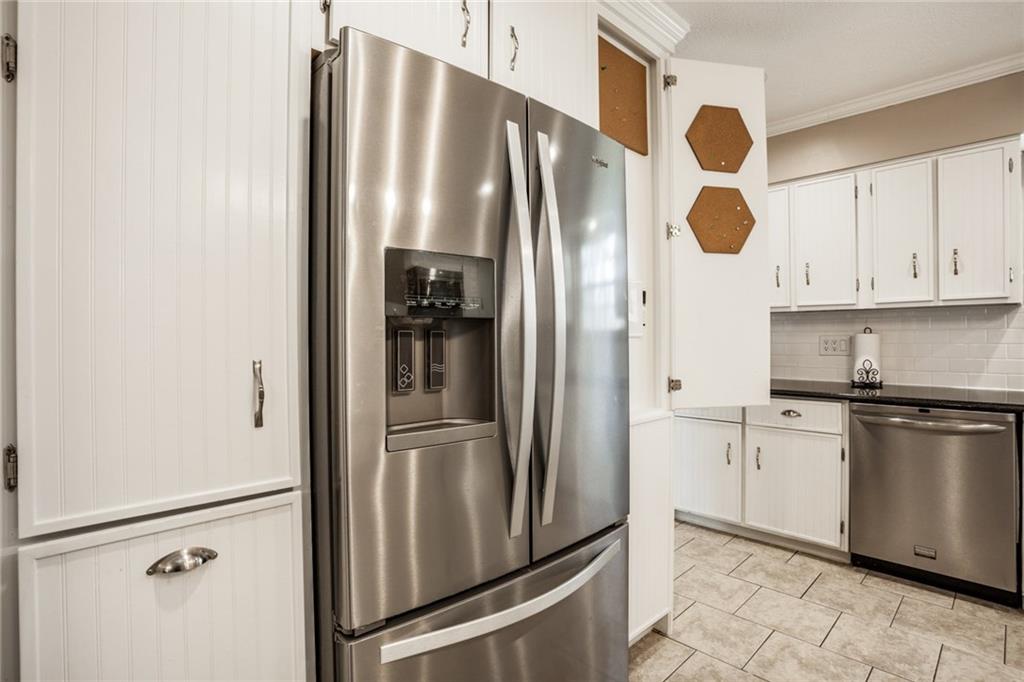 5926 Wexford Road Indianapolis, IN 46220 - Photo 13 of 43 Gallery Image 13