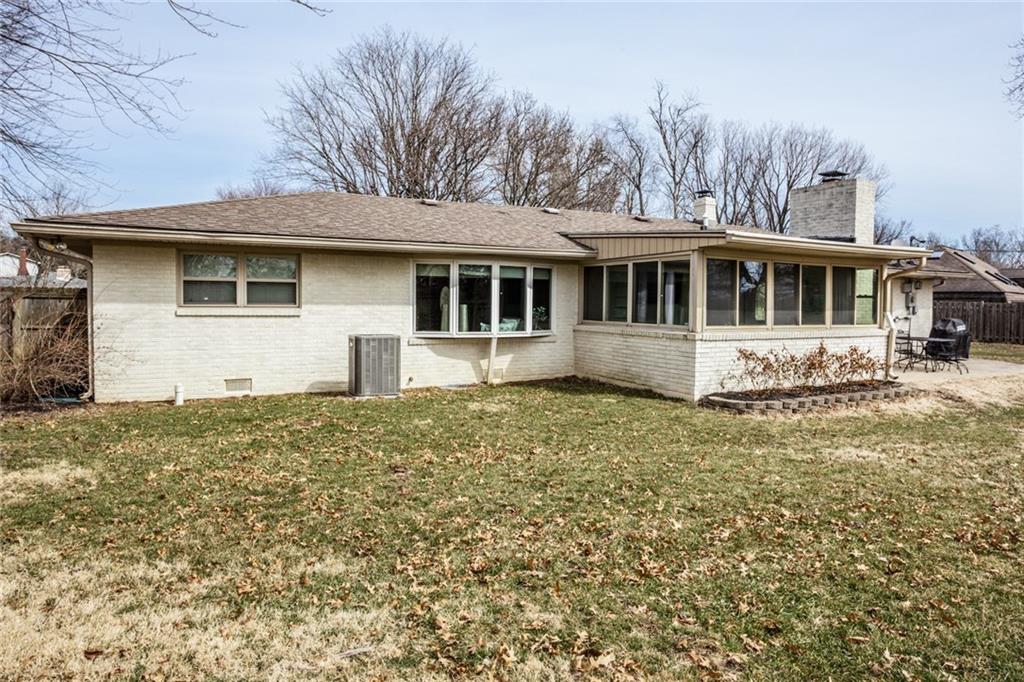 5926 Wexford Road Indianapolis, IN 46220 - Photo 42 of 43 Gallery Image 42