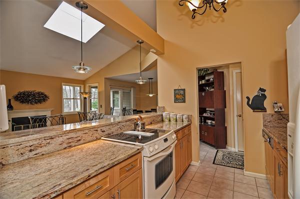 6 Summer Hill Road Medway, MA 02053 - Photo 11 of 29 Gallery Image 11