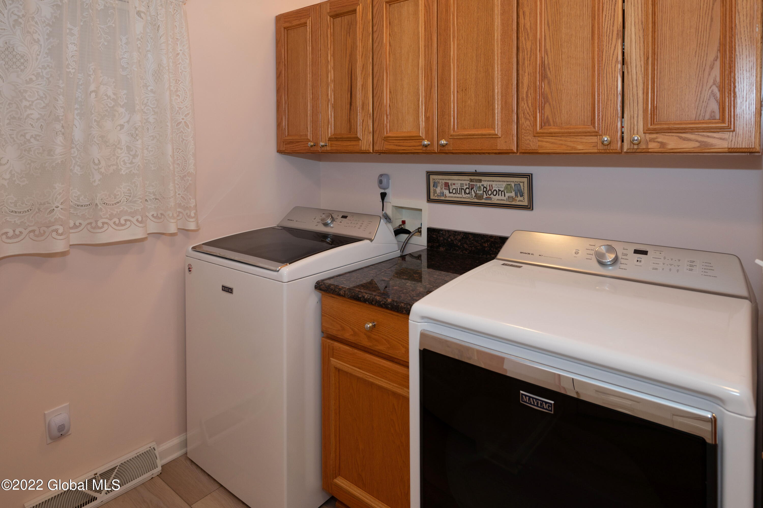 41 Staniak Road Mechanicville, NY 12118 - Photo 18 of 26 laundry room