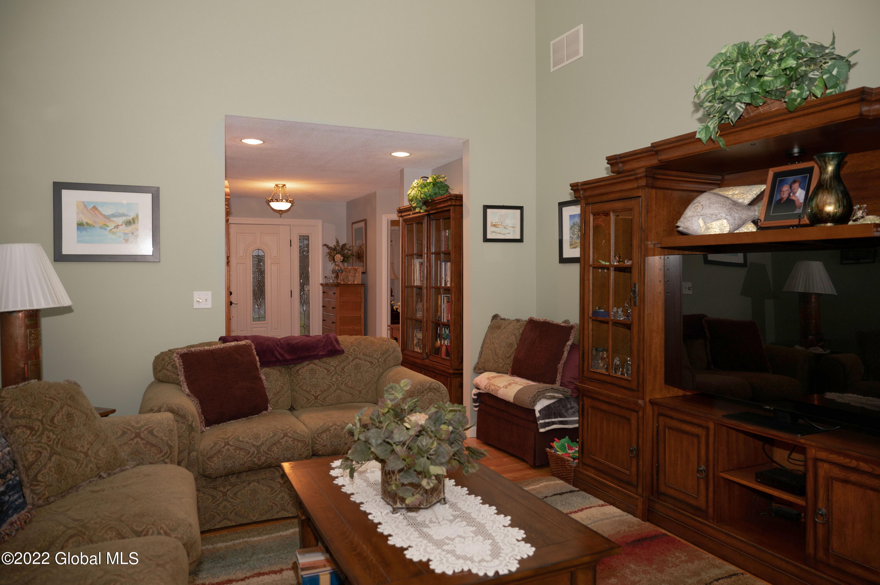 41 Staniak Road Mechanicville, NY 12118 - Photo 4 of 26 living room 2