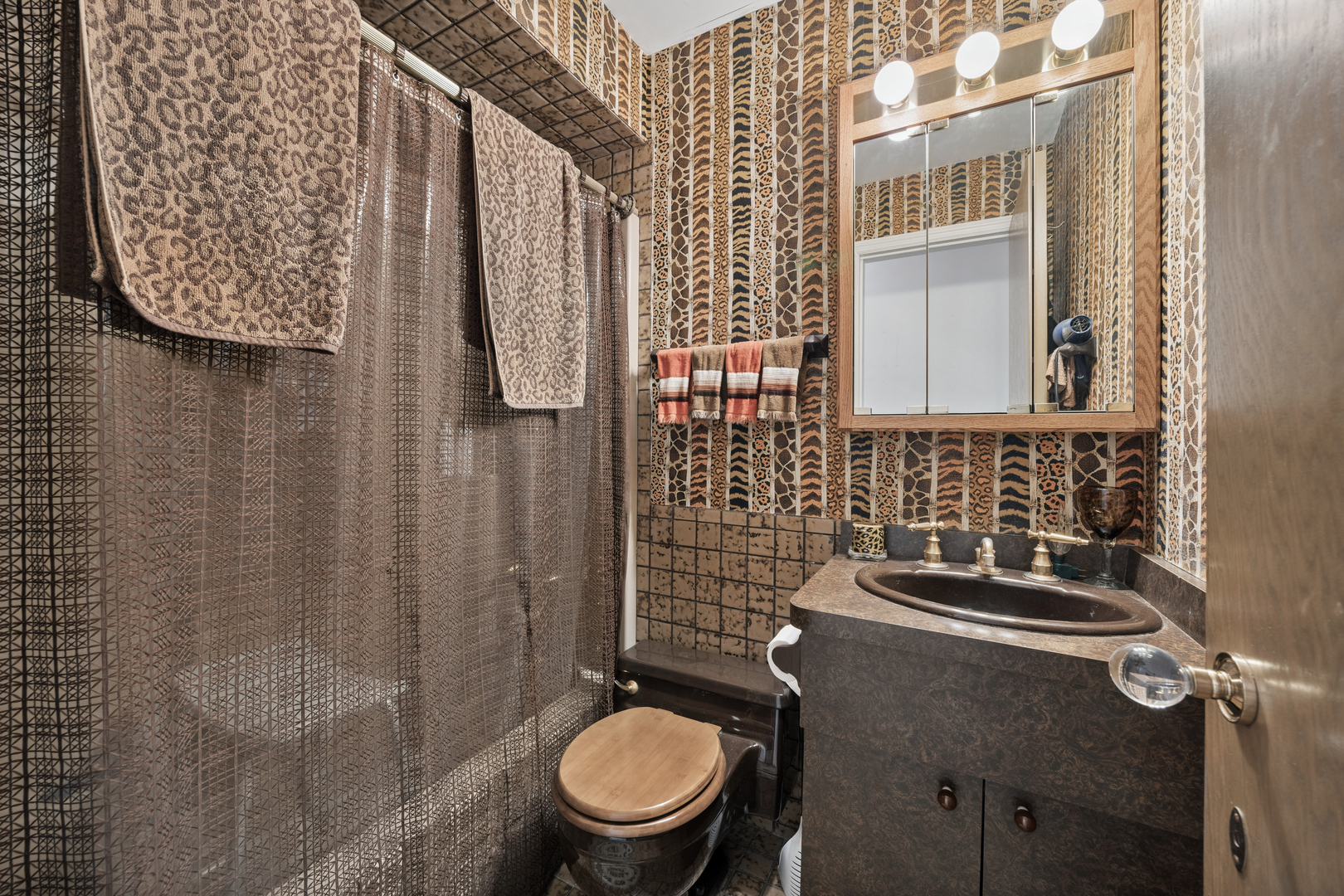 8080 Wolf Road Burr Ridge, IL 60527 - Photo 25 of 38
