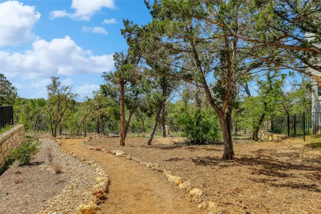 $2,280 | 12001 Vista Parke Drive, Unit 504, Austin, TX 78726