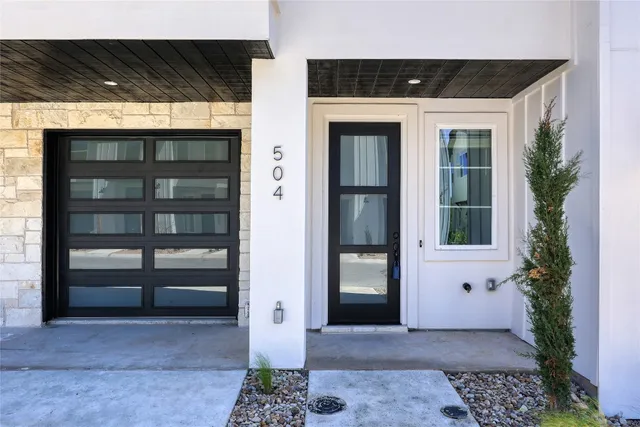 $2,280 | 12001 Vista Parke Drive, Unit 504, Austin, TX 78726