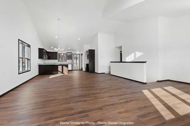 $384,900 | 1926 Huffcutt Lane, Waupaca, WI 54981