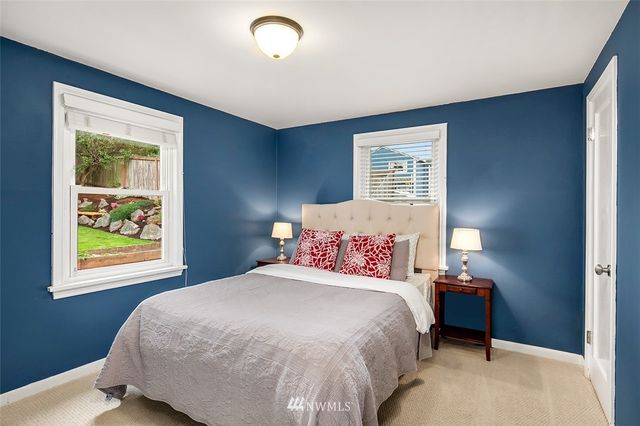 $770,000 | 3002 32nd Avenue West, Seattle, WA 98199