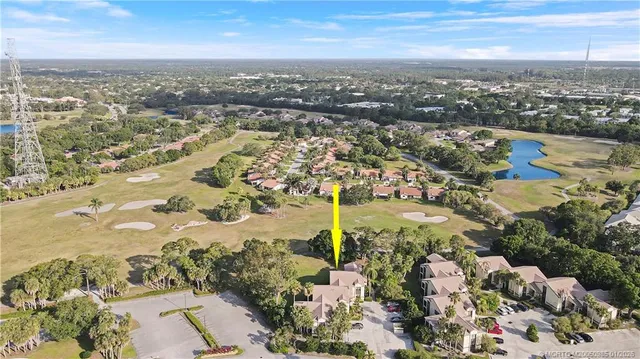 a view of workspace with furniture window and outside view