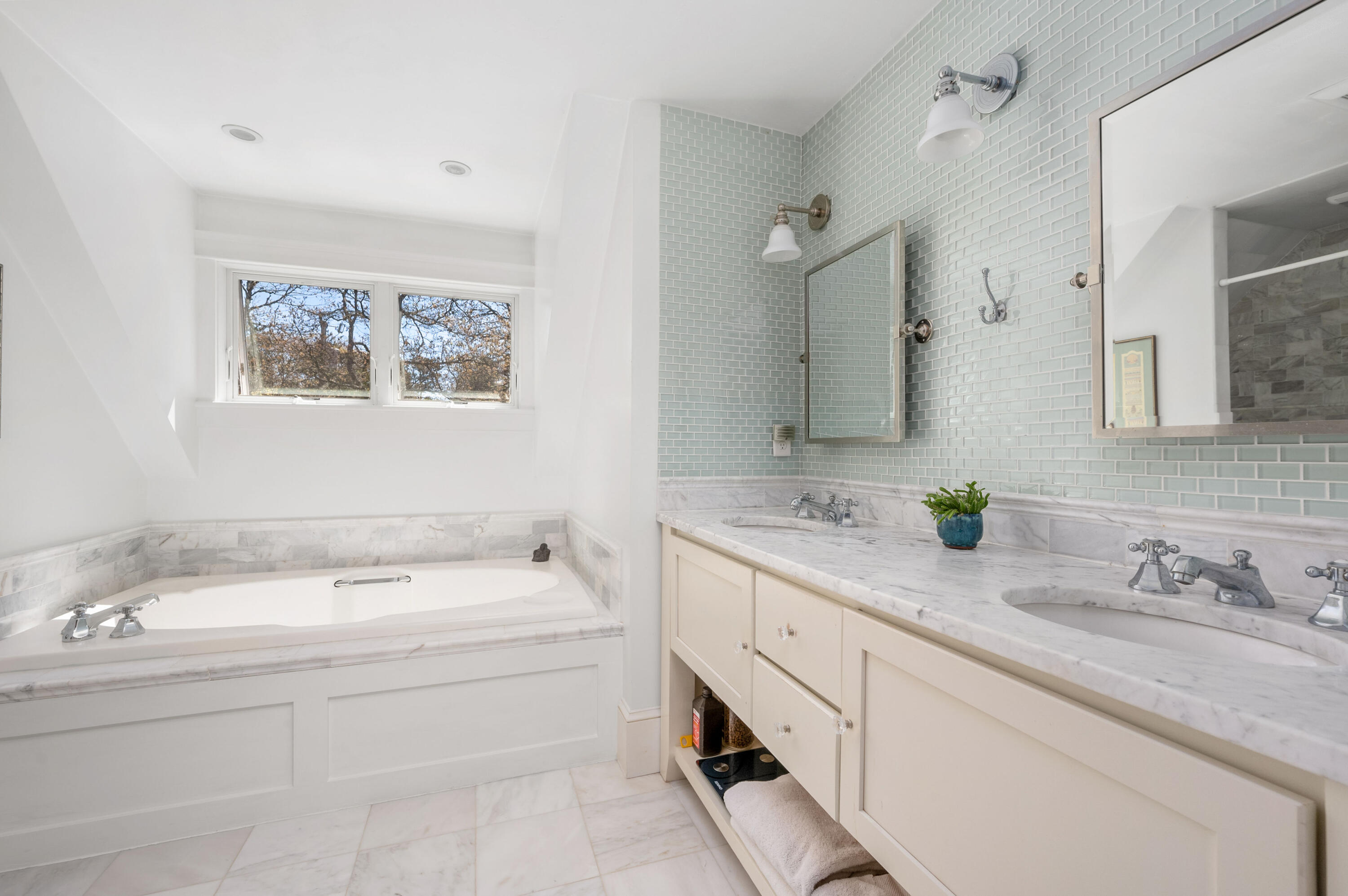 110 Clamshell Cove Road Cotuit, MA 02635 - Photo 19 of 56 IMG_7904