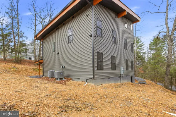 $645,000 | 1034 Greenview Drive, Basye, VA 22810