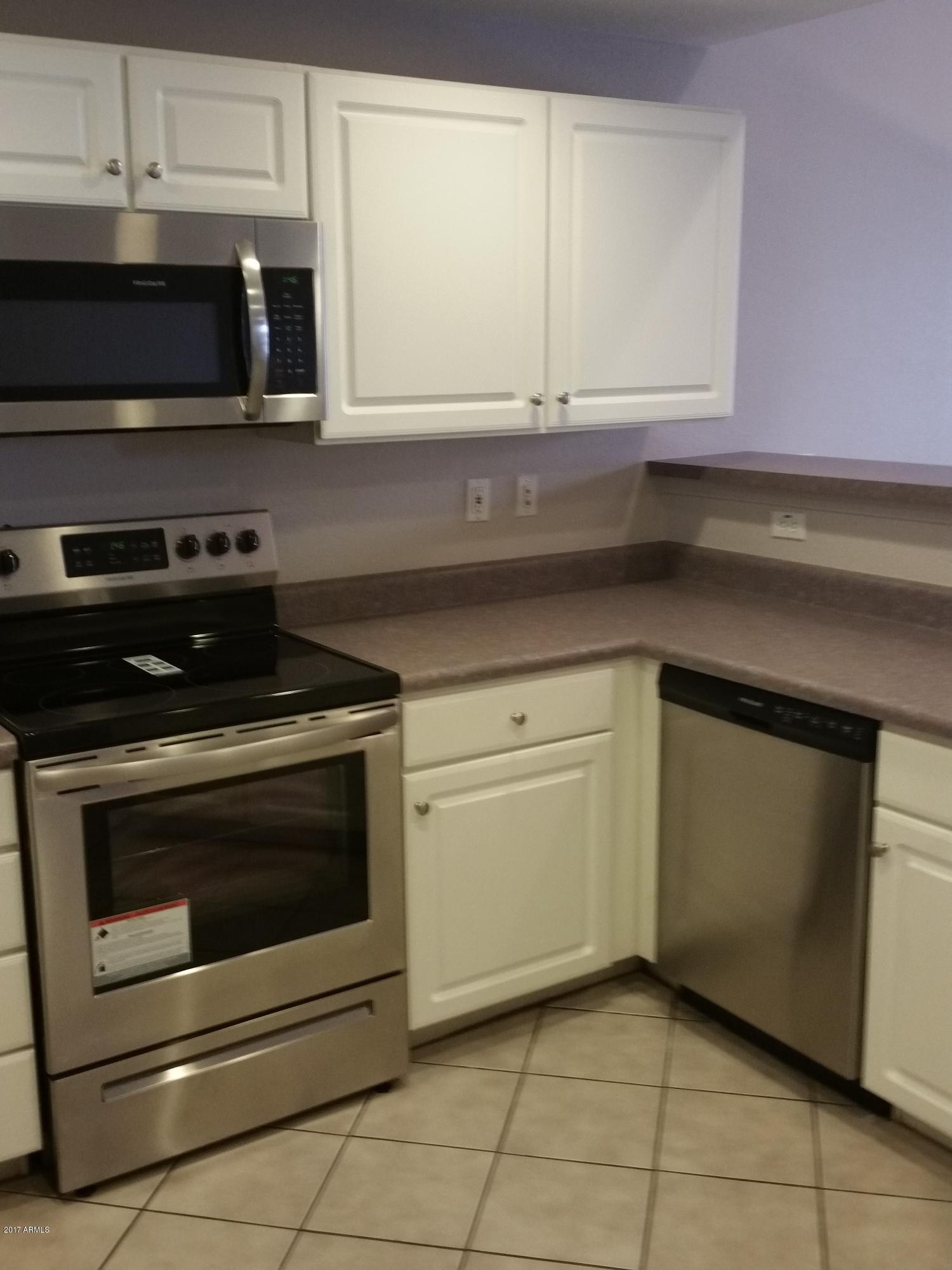 3150 East Beardsley Road, Unit 1075 Phoenix, AZ 85050 - Photo 4 of 25 2017-10-02 13.47.05