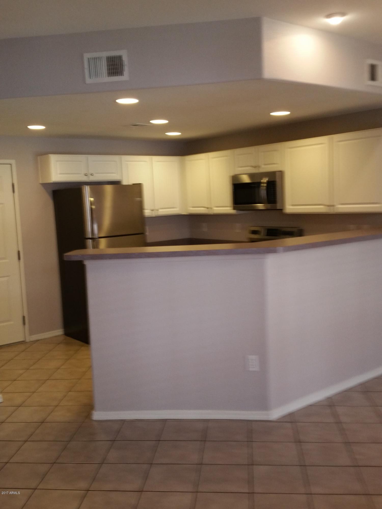 3150 East Beardsley Road, Unit 1075 Phoenix, AZ 85050 - Photo 5 of 25 2017-10-02 13.50.46