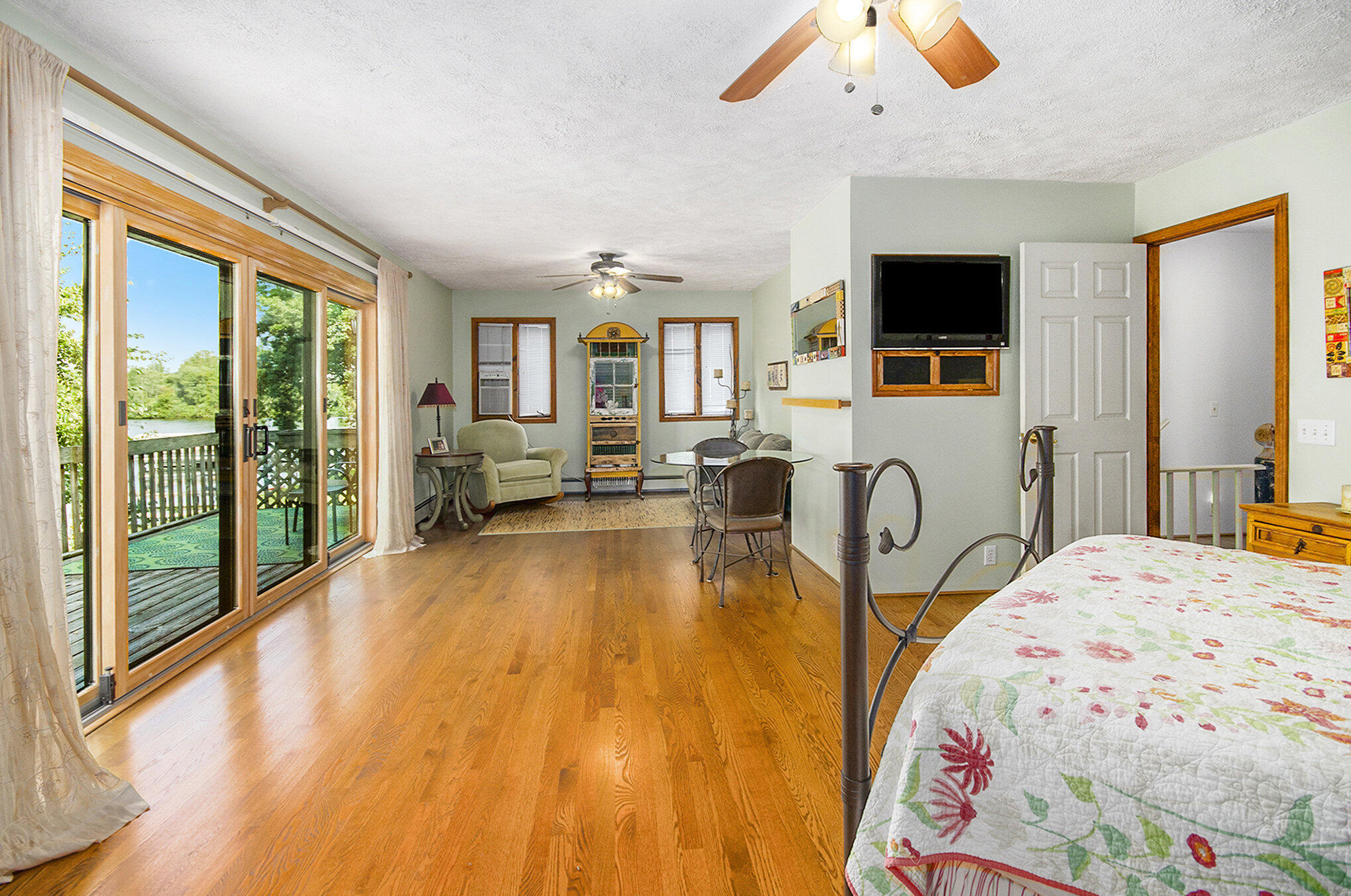 4476 Clifford Road Brighton, MI 48116 - Photo 36 of 46 017_dsc_2207